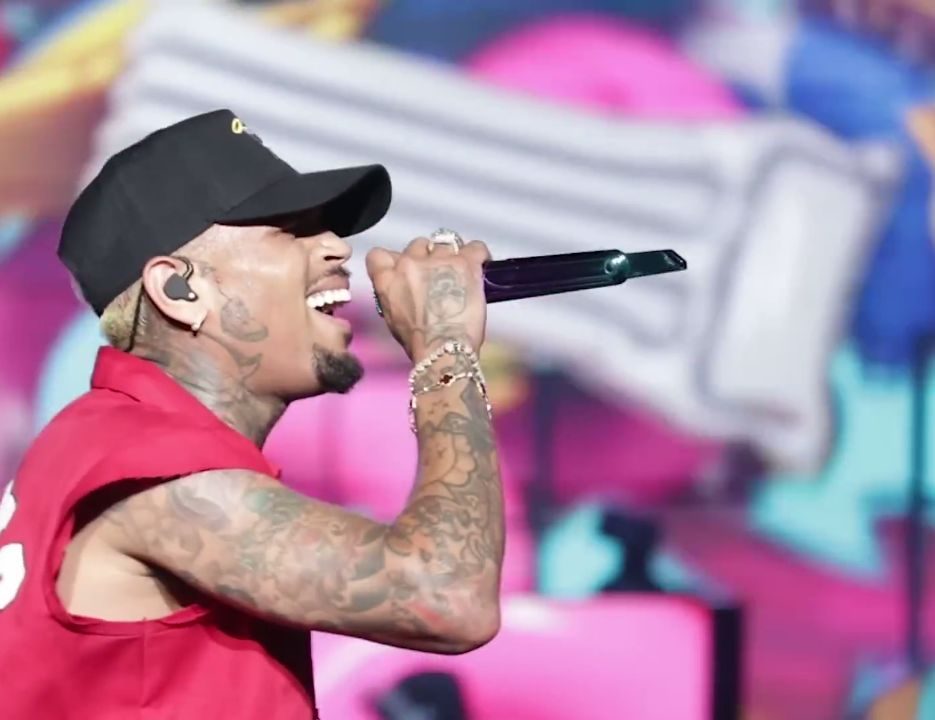 Chris Brown is given an eight-month suspended sentence for the 2023 London nightclub bottle attack