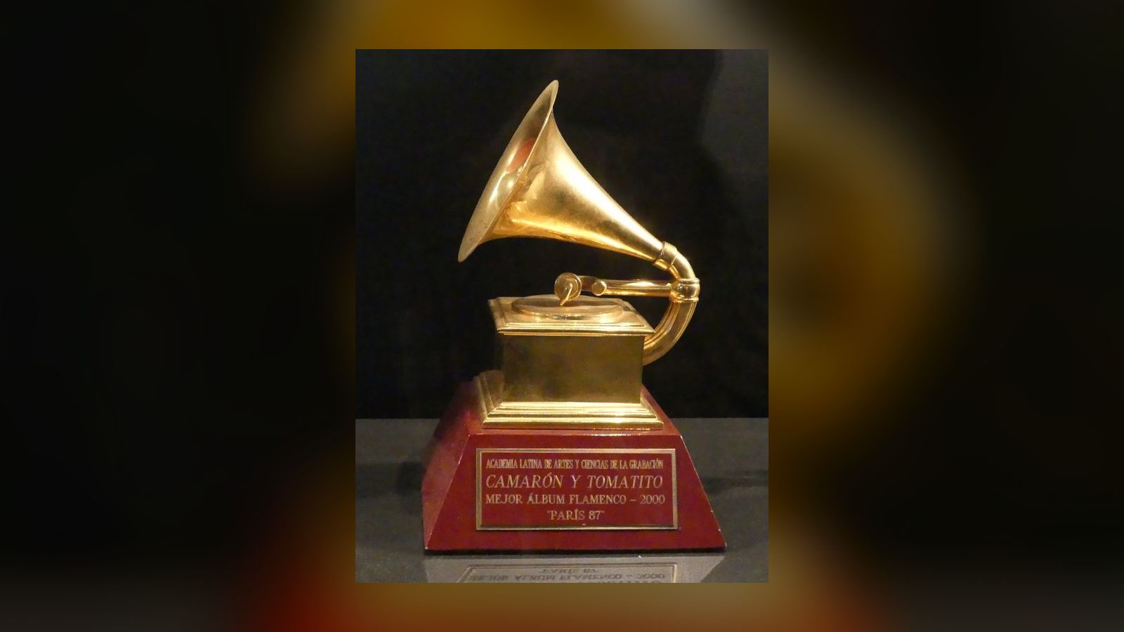Four weeks out, the Latin Grammys belong to Edgar Barrera, with Daddy Yankee honoured the night before